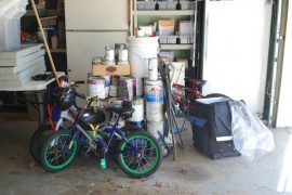 Garage, 8