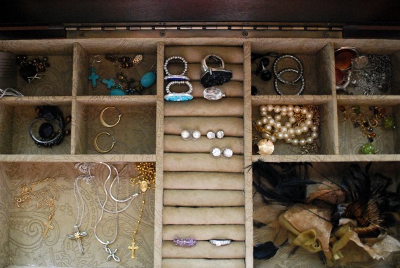 Find store jewelry boxes